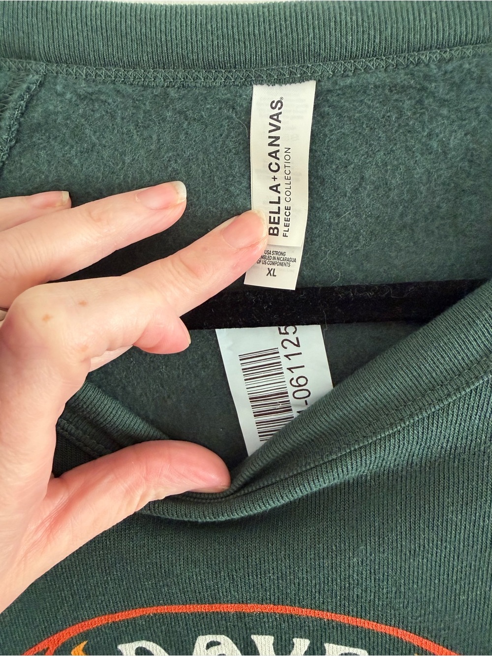 Forest Green Graphic Sweatshirt - Fall Tour 2024 - NWT - Picture 5 of 5